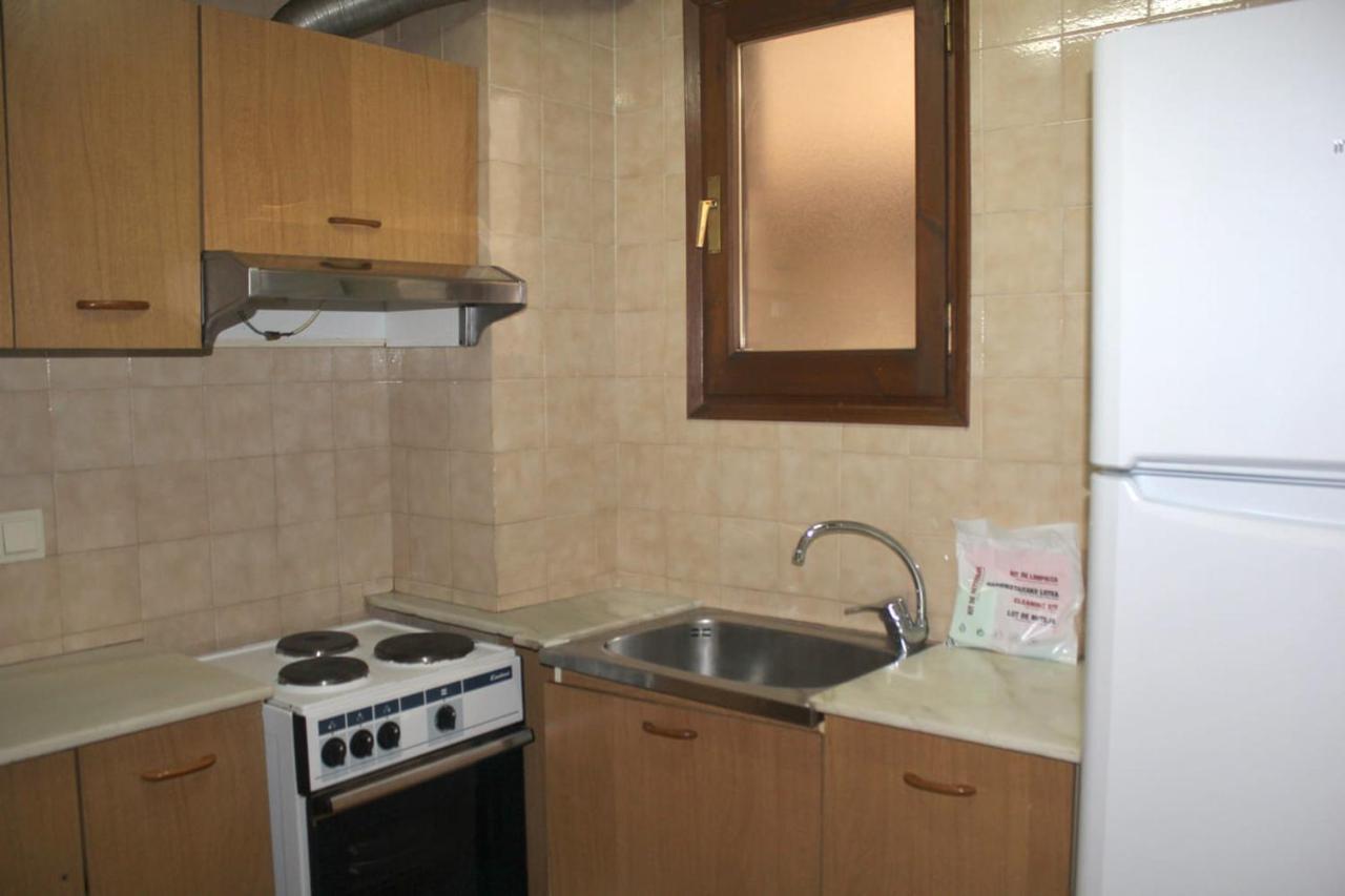 Apartamentos Pessets Adelaida Sort