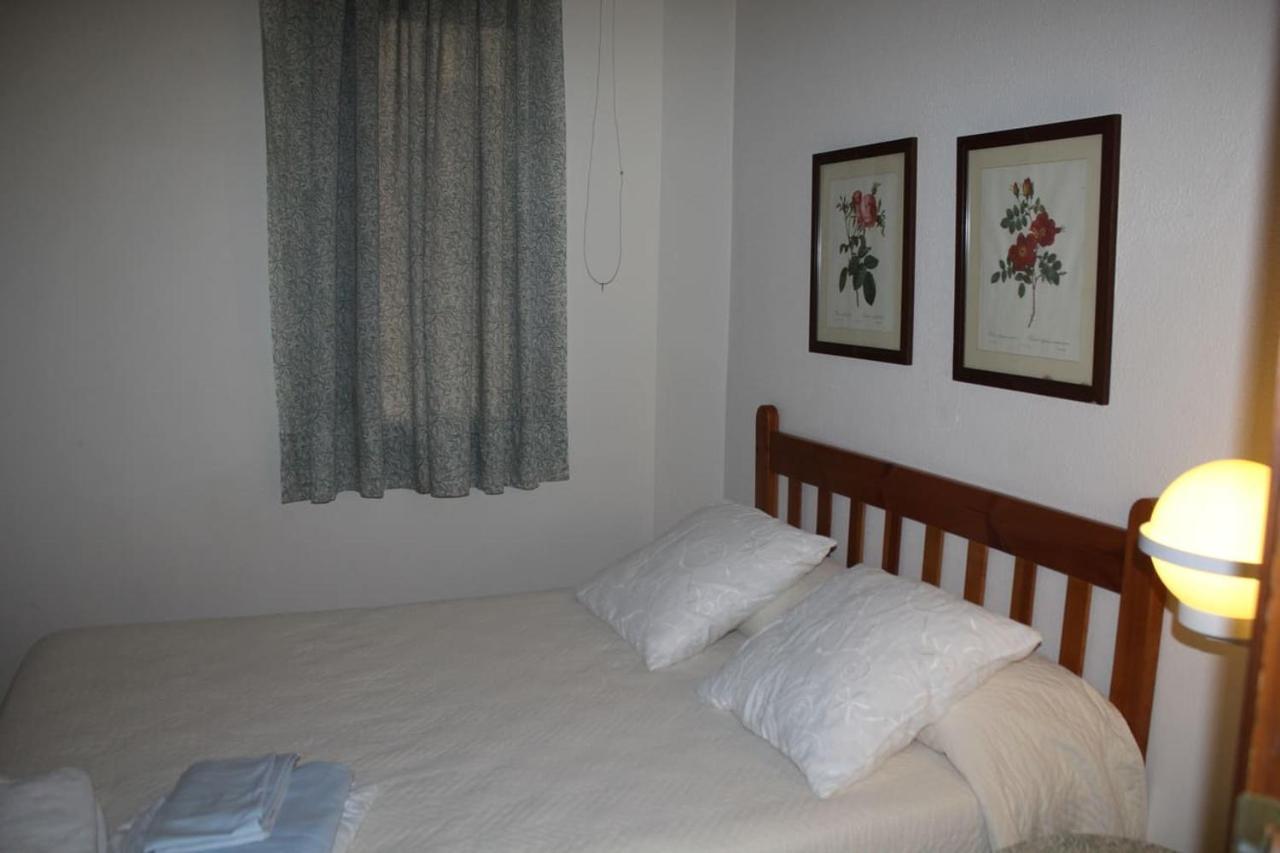 Pessets Adelaida Apartamento Sort