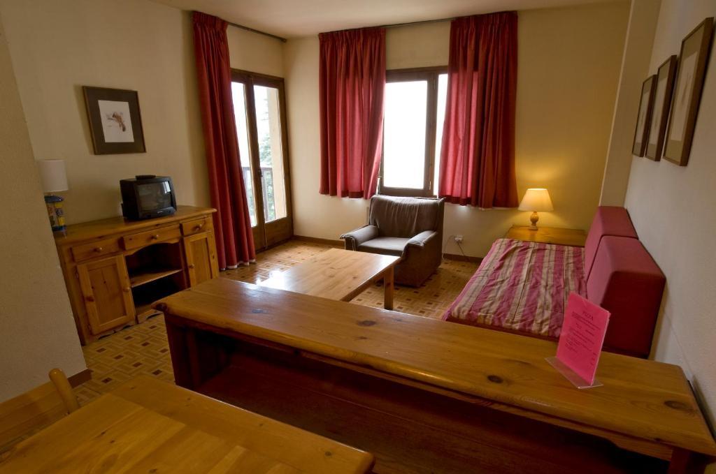 Apartamentos Pessets Adelaida Apartment Sort